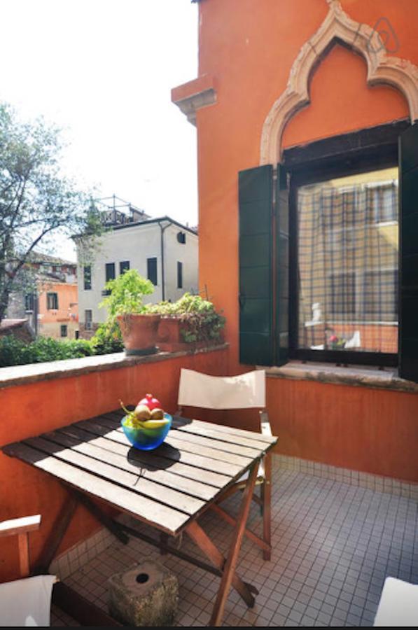 San Rocco Apartment Venesia Bagian luar foto